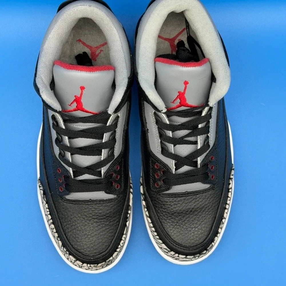 Jordan 3 Retro Black Cement Black/Varsity Red 136064-010 Size 8.5 10W